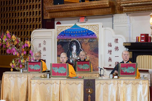 西單法器人員。