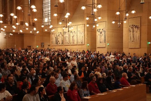 逾3千位天主教信徒前來一同參與彌撒。