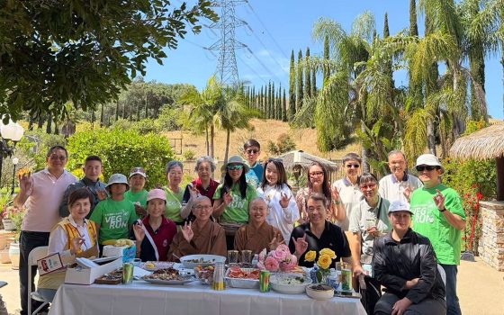 蒙市三分會前往Chino hills oak down tree登山及健行。