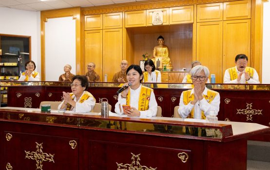 協會副會長王儷玲報告：4月12日至19日舉辦的VEGRun健走活動，共有25個分會、西來大學、西來學校、童軍團及三好學園650人參與，年齡從1歲至92歲，累積里程超過658英里。