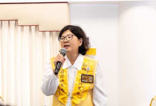 督導委員會鄭宏麟督導長報告：佛誕節浴佛活動於5月24日至31日舉行，八天期間吸引超過5400人次參與。