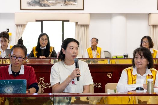 佛光青年一團團長鄭嘉欣報告：7月16日至19日佛光青年國際會議。