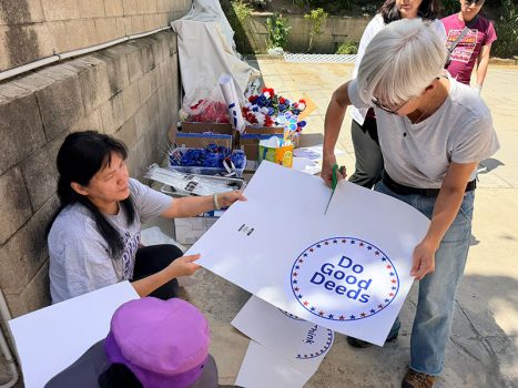 義工分成三組，各自負責不同區域與工作內容。